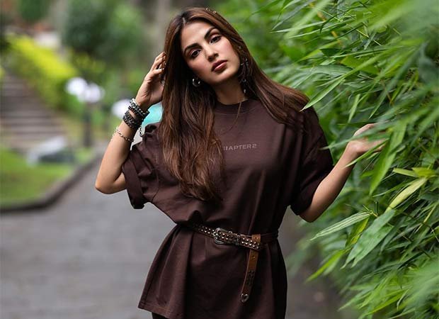 Rhea Chakraborty pens emotional note as ‘Fauji Daughter’ amid Indo-Pak tensions; salutes armed forces families : Bollywood News