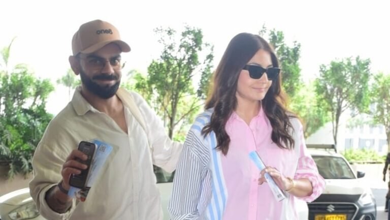 Virat Kohli flies out of Mumbai with Anushka Sharma after announcing retirement from Test Cricket, smiles for paparazzi | Bollywood