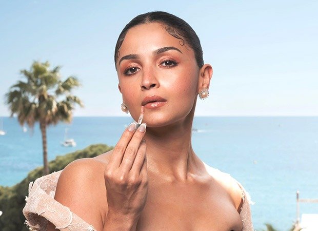 Alia Bhatt shines bright in her Festival de Cannes 2025 debut 2025 : Bollywood News