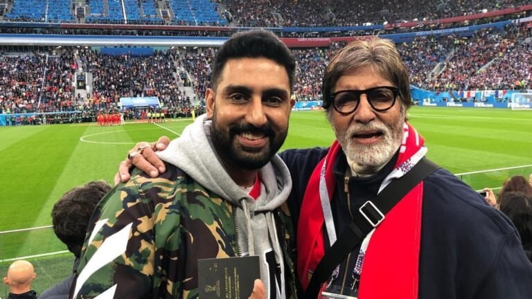 Amitabh Bachchan bows to son Abhishek Bachchan, praises him on completing 25 years in films: ‘He is worthy of praise’ | Bollywood