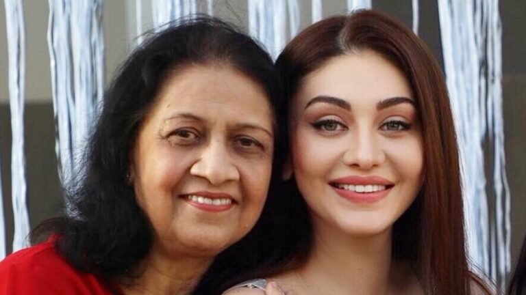 Shefali Jariwala’s mother weeps inconsolably as she leaves Mumbai hospital hours after daughter’s death | Bollywood