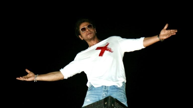 Shah Rukh Khan would not be as loved for his iconic pose today for this reason, claims Vidya Balan | Bollywood